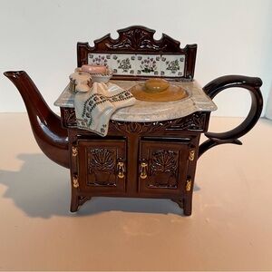 Vintage, Rare Portmeirion Washstand Vanity Teapot. Made in England